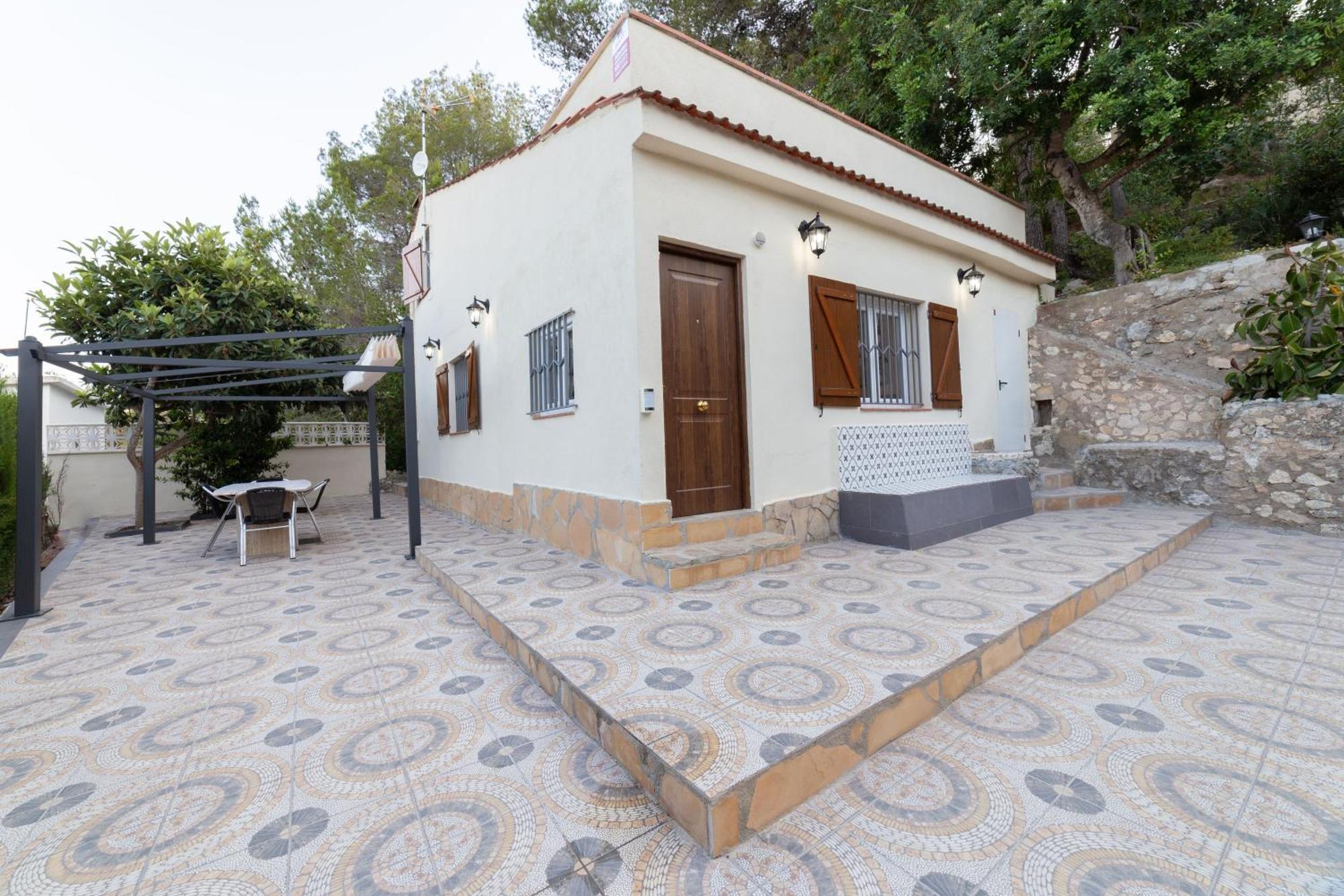 Вилла Silom House Сант-Пере-де-Рибес Экстерьер фото